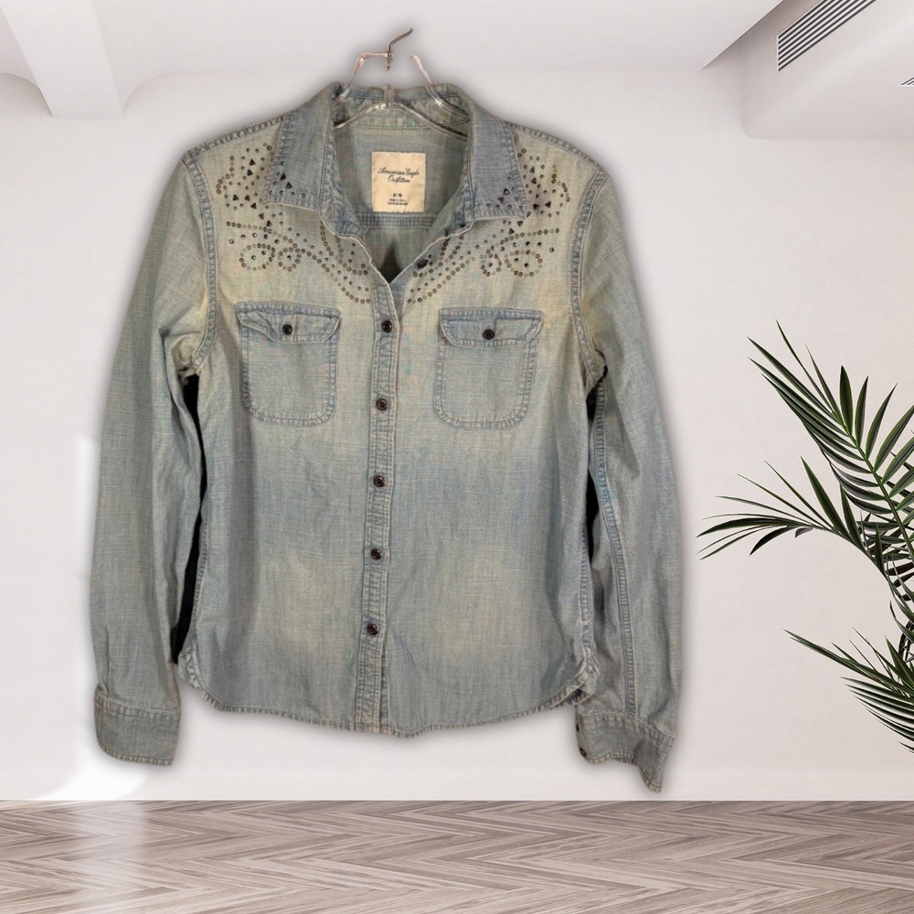 American Eagle Denim‎ Chambray Button Shirt Studded Western Faded Acid Wash M